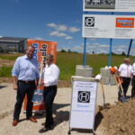 SF-Bau-Spatenstich Neubau Fertigungs- und Montagehalle-Schlüsselfertigbau