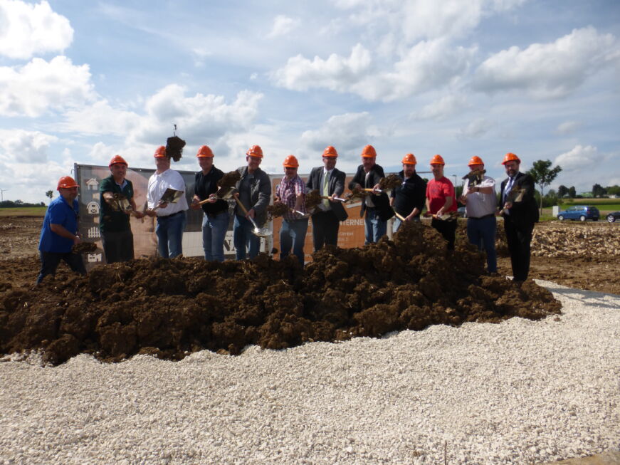 SF-Bau-Spatenstich in Türkheim-Neubau Produktionshalle mit Sozialräumen-Stahlbau-Schlüsselfertigbau