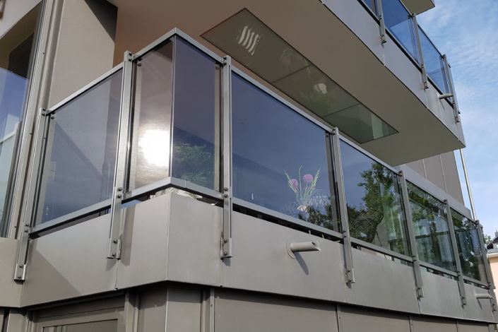 Schlosserarbeiten-Metallbauarbeiten-Balkongeländer-Stuttgart-Schlosser- und Metallbauarbeiten