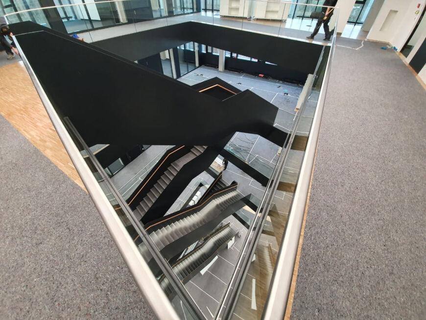 Schlosserarbeiten-Metallbauarbeiten-Treppen-Geländer-Eggenstein-Schlosser- und Metallbauarbeiten