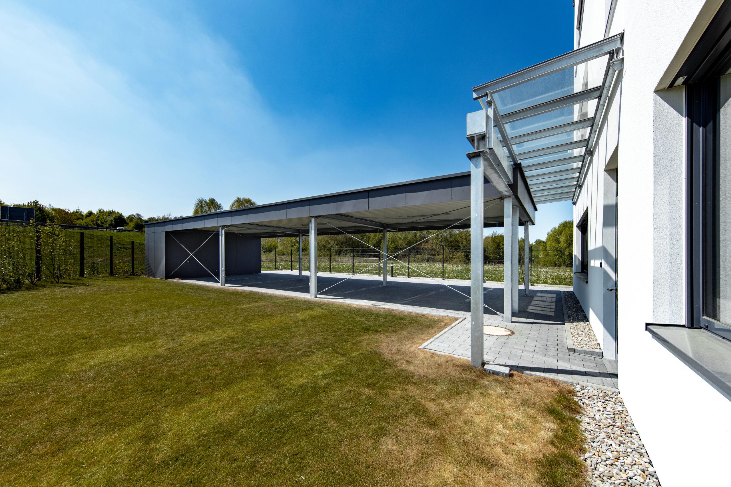 Schlosserarbeiten-Metallbauarbeiten-Treppen-Geländer-Carport-Schlosser- und Metallbauarbeiten