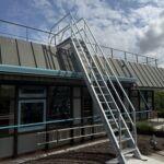 Verzinkte Stahltreppe als Dachaufstieg am Museum am Löwentor in Stuttgart